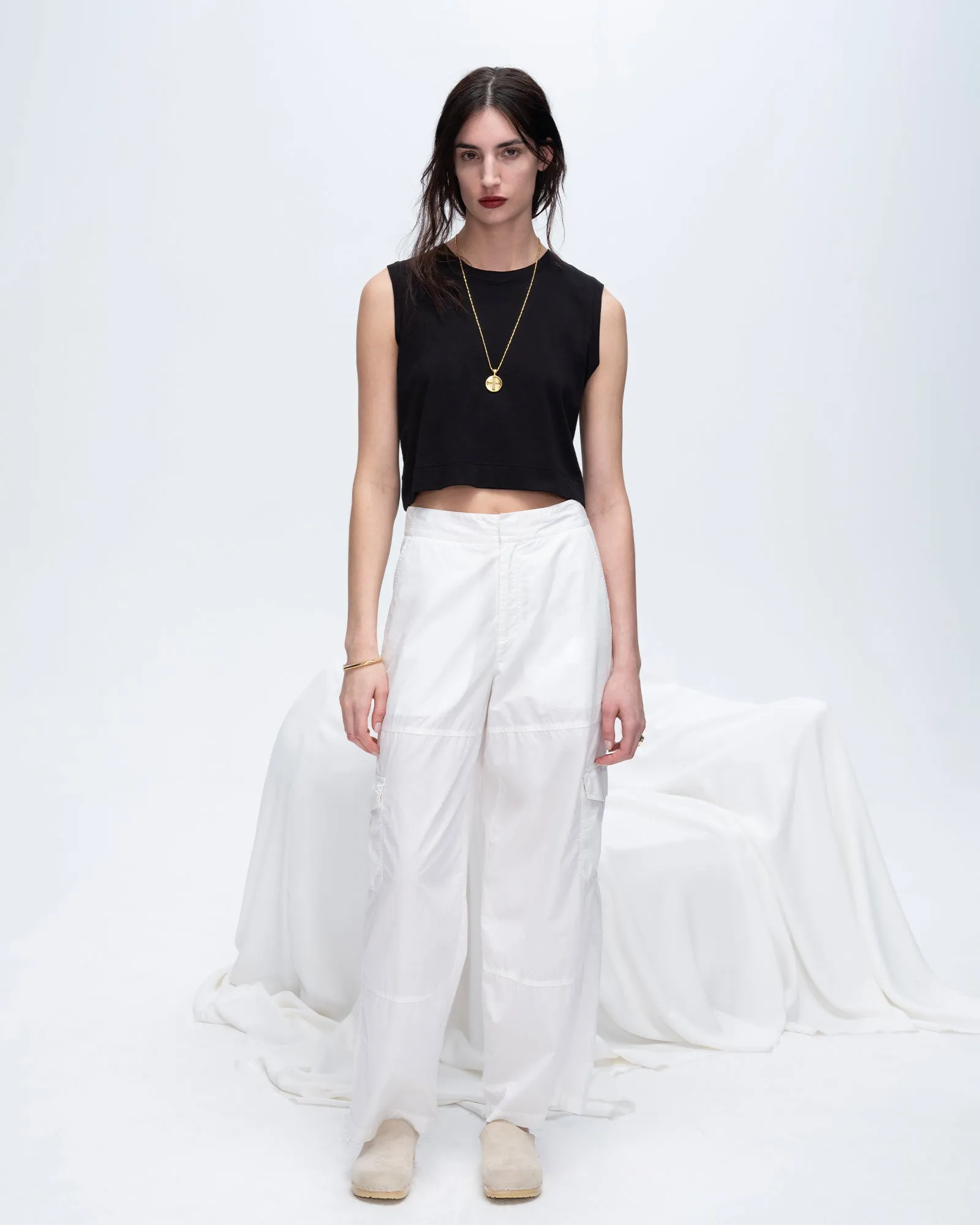 Classic Jersey Sleeveless Cropped Muscle Tee - Black