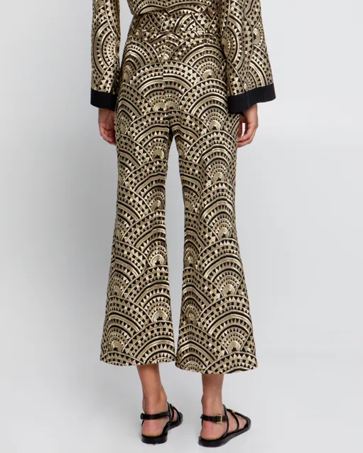 EMBR KICK FLARE PANT
