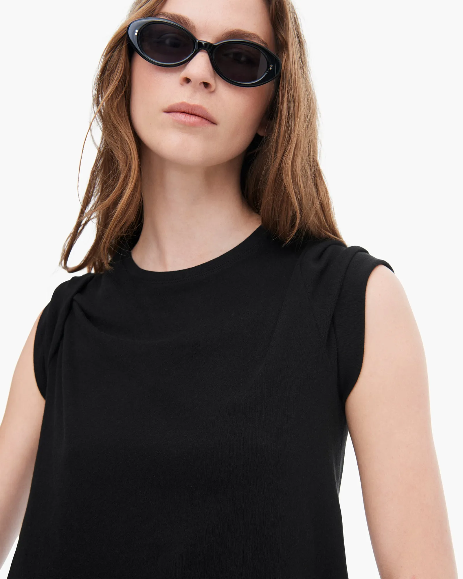 High Torsion Short Sleeve Crew Neck Tee - Black