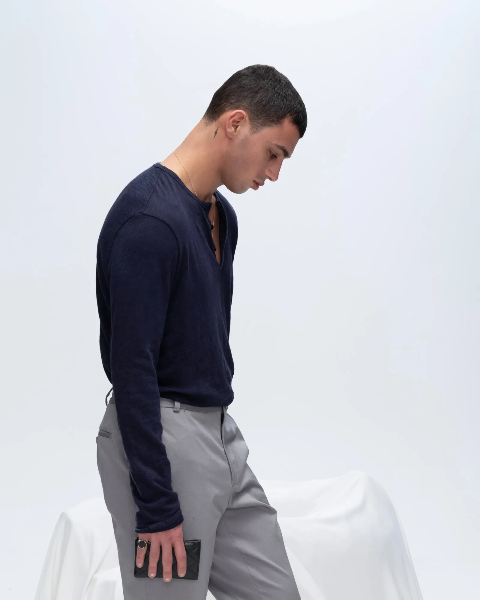 Slub Jersey Destroyed Wash Henley - Midnight