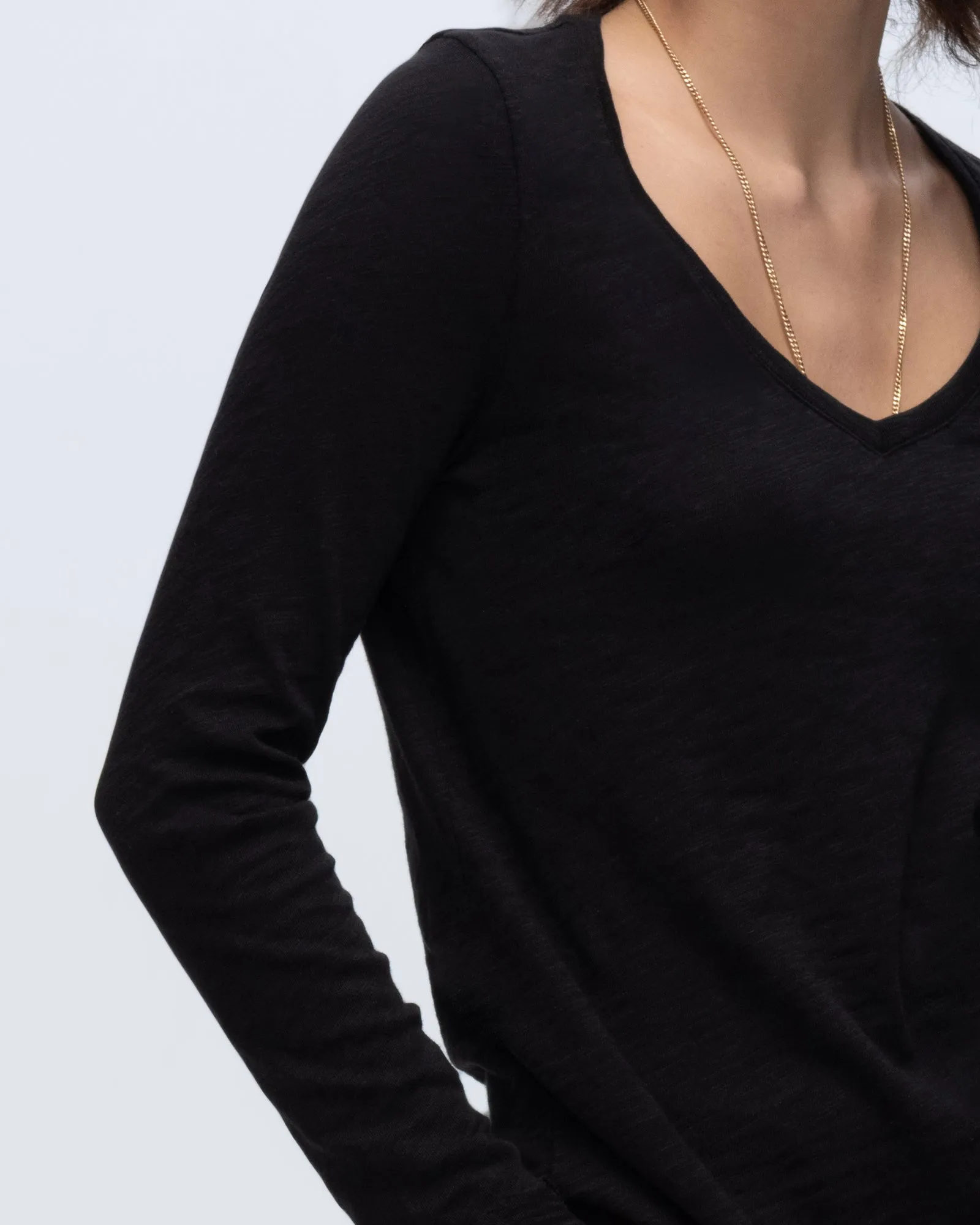 Slub Jersey Long Sleeve V-Neck Tee - Black