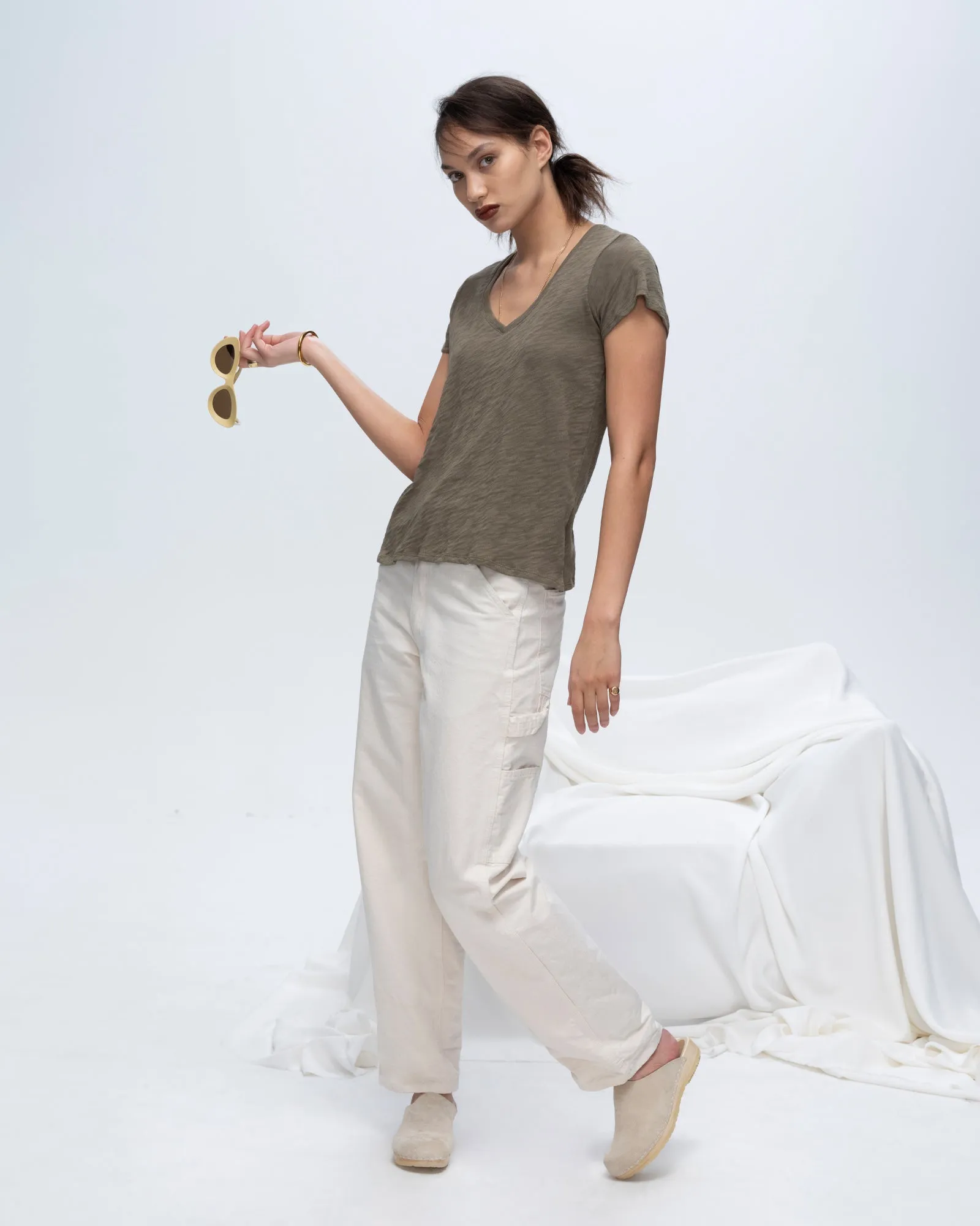 Slub Jersey Schoolboy V-Neck Tee - Army