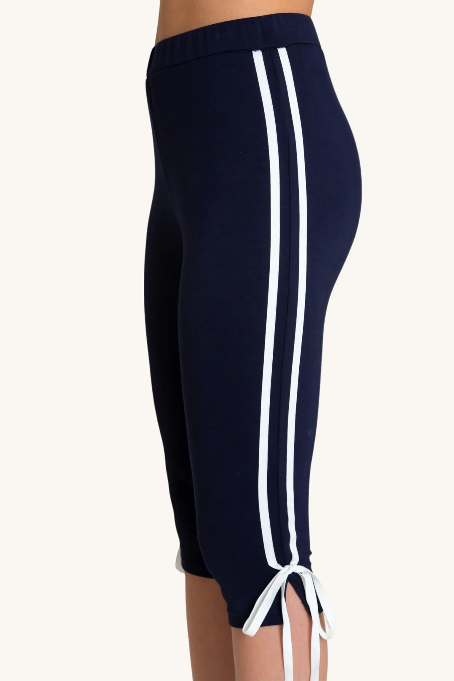 SPORTY BOW CAPRI
